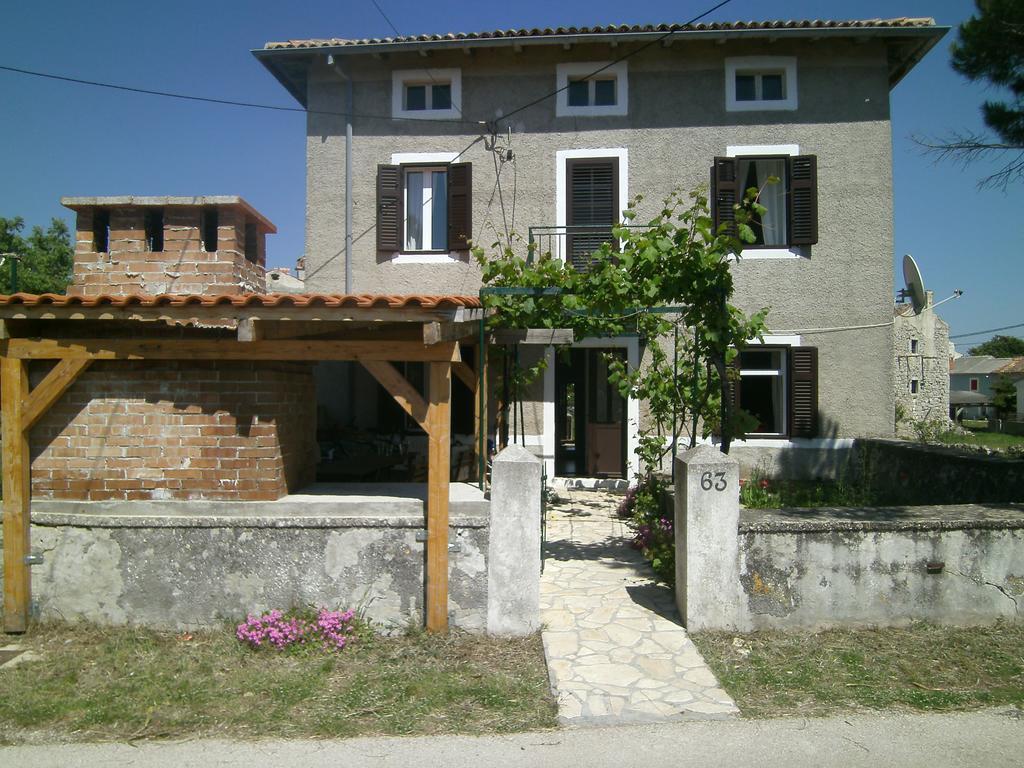 Holiday Home Lorraina Štivan Zewnętrze zdjęcie